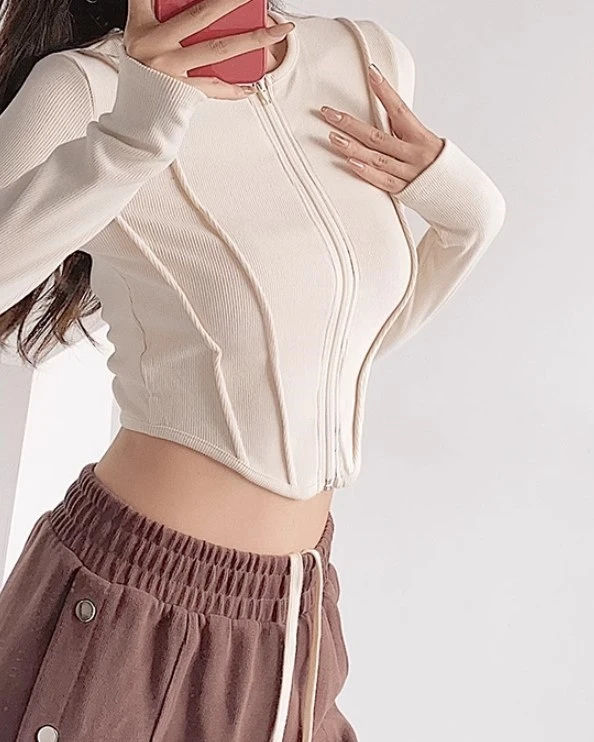 Beige Corset-Style Zipper Crop Top | Juria - XG 5 Beige Corset-Style Zipper Crop Top | Juria - XG - Image 3