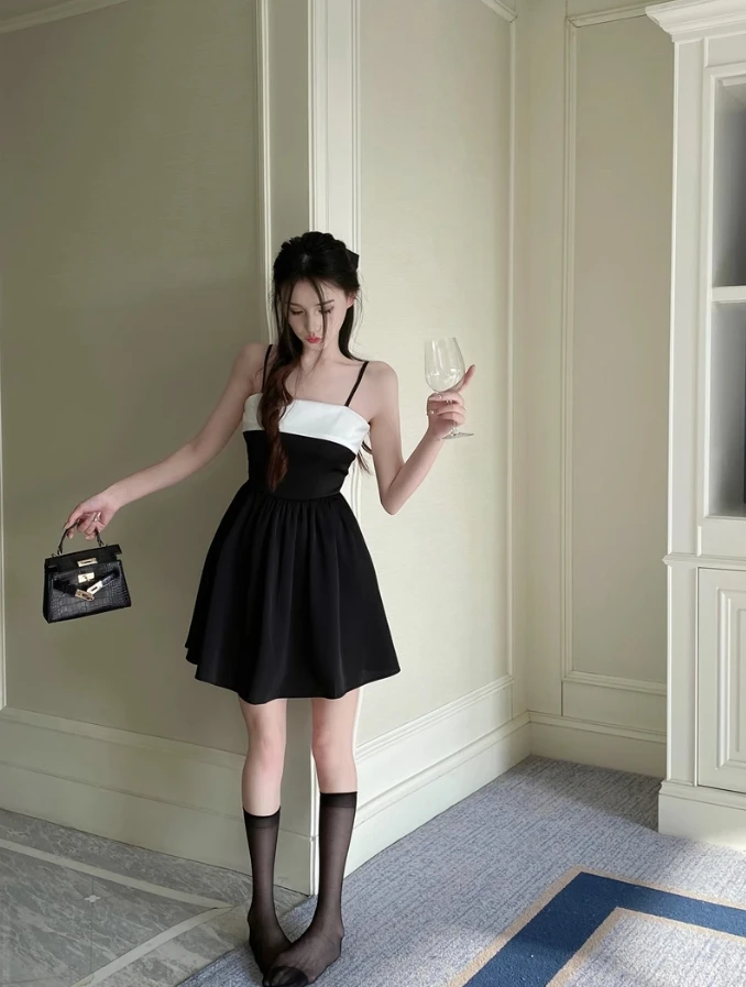 Amped Apparel 39 Amped Apparel -Amped Apparel Black Banded Mini Dress Chaewon Le Sserafim 6