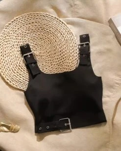 Black Belt Details Crop Top | Lily - NMIXX