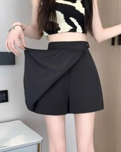 Black Big Pocket Wrap Skort | Wendy - Red Velvet -Amped Apparel Black Big Pocket Wrap Skort Wendy Red Velvet 3 600x750 1