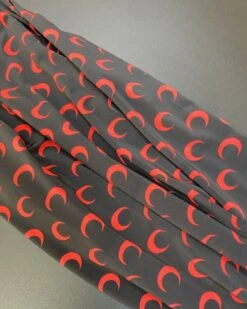 Black Fitted Top With Red Moon Pattern | Karina - Aespa -Amped Apparel Black Fitted Top With Red Moon Pattern Karina Aespa 8 600x750 1