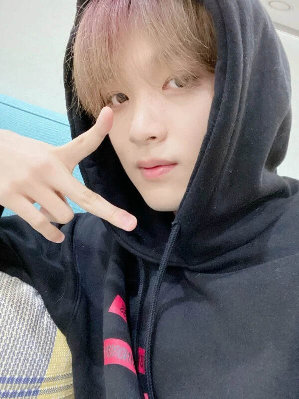 Black Graphic Print Hoodie | Haechan - NCT 10 Black Graphic Print Hoodie | Haechan - NCT - Image 8