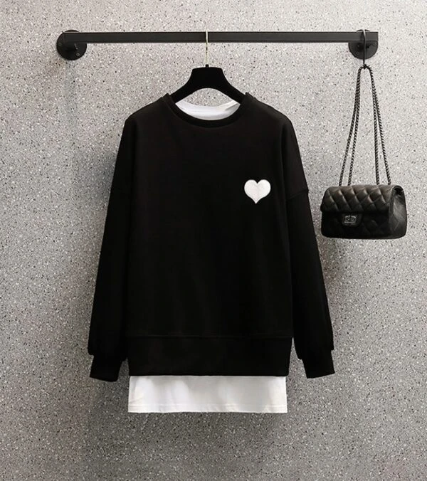 Black Heart Crossed-Back Sweatshirt | Yuqi - (G)I-DLE 11 Black Heart Crossed-Back Sweatshirt | Yuqi - (G)I-DLE - Image 9
