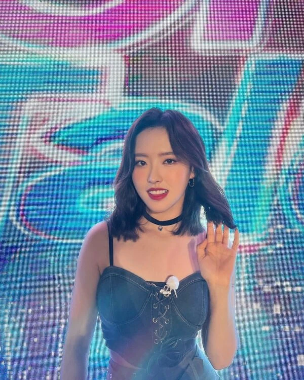 Blue Denim Lace-Up Crop Top | Olivia - Loona 16 Blue Denim Lace-Up Crop Top | Olivia - Loona - Image 14