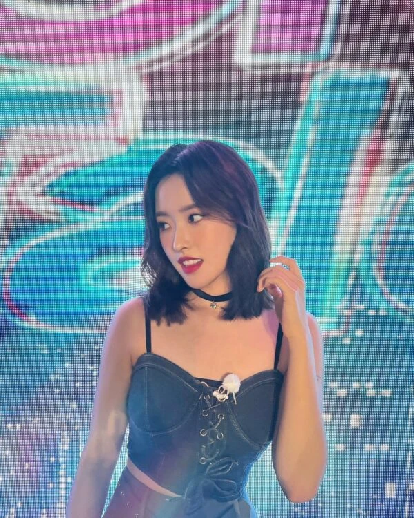 Blue Denim Lace-Up Crop Top | Olivia - Loona 17 Blue Denim Lace-Up Crop Top | Olivia - Loona - Image 15