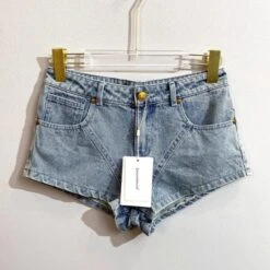 Blue Denim Micro Shorts | Yunjin - Le Sserafim -Amped Apparel Blue Denim Micro Shorts Hyunjin Le Sserafim 4 600x599 1