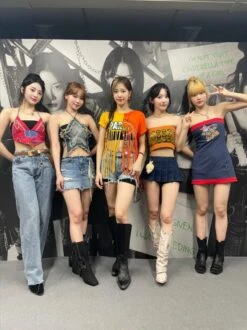 Blue Denim Star Crop Top | Chaewon - Le Sserafim -Amped Apparel Blue Denim Star Crop Top Chaewon Le Sserafim Idol 600x801 1
