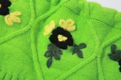 Green Diamond Flowers Knitted Crop Top | Yuqi - (G)I-DLE -Amped Apparel Green Diamond Flowers Knitted Crop Top Yuqi GI DLE 4 600x396 1