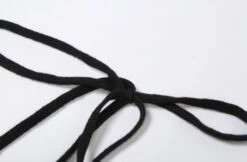 Green Diamond Flowers Knitted Crop Top | Yuqi - (G)I-DLE -Amped Apparel Green Diamond Flowers Knitted Crop Top Yuqi GI DLE 5 600x394 1