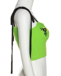 Green Diamond Flowers Knitted Crop Top | Yuqi - (G)I-DLE -Amped Apparel Green Diamond Flowers Knitted Crop Top Yuqi GI DLE 7 600x746 1