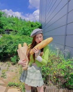 Green Plaid School Girl Pleated Skirt | Taeyeon - Girls Generation -Amped Apparel Green Plaid School Girl Pleated Skirt Taeyeon Girls Generation inspiration 2 600x753 1