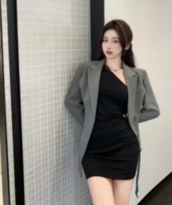 Grey Cropped Suit Blazer Top | Jennie - BlackPink 21 Grey Cropped Suit Blazer Top | Jennie - BlackPink -Amped Apparel Grey Cropped Suit Blazer Top Joy Red Velvet Joy 1 600x713 1