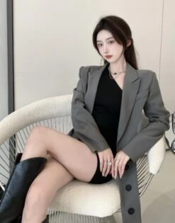 Grey Cropped Suit Blazer Top | Jennie - BlackPink 17 Grey Cropped Suit Blazer Top | Jennie - BlackPink -Amped Apparel Grey Cropped Suit Blazer Top Joy Red Velvet Joy 9 600x766 1