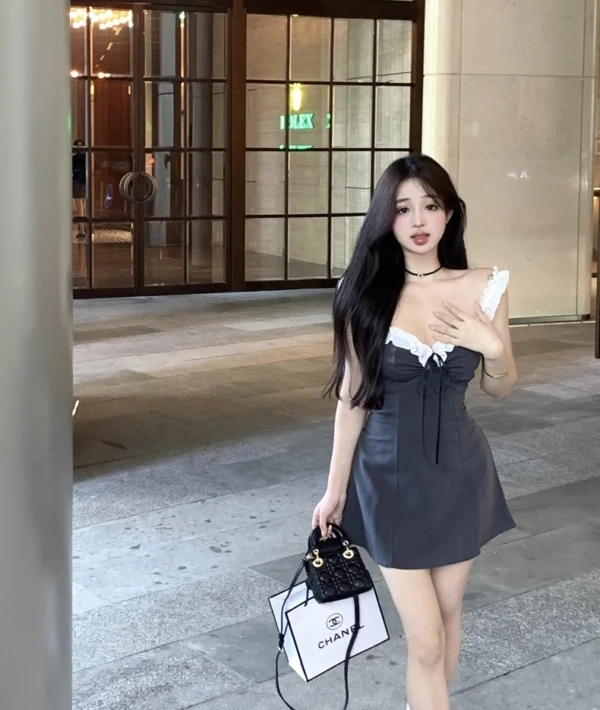 Grey Ruffled Neckline Dress | Miyeon - (G)I-DLE 3 Grey Ruffled Neckline Dress | Miyeon - (G)I-DLE