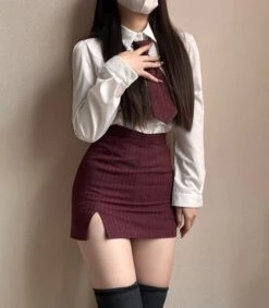 Grey Striped Slit Mini Skirt | Rose - BlackPink 10 Grey Striped Slit Mini Skirt | Rose - BlackPink -Amped Apparel Grey Striped Slit Mini Skirt Rose BlackPink 3 600x688 1