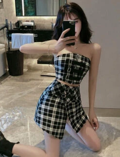 Black And White Plaid Tube Crop Top | Jennie - BlackPink -Amped Apparel Jennie Black and White Plaid Tube Top and Skirt 1 e1643962069625 600x784 1