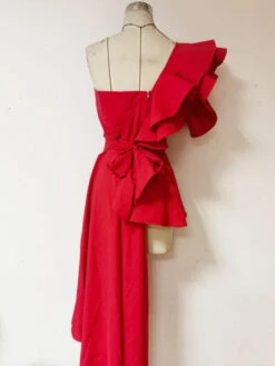 Red Asymmetric Off Shoulder Ruffled Dress | Jennie - BlackPink -Amped Apparel Jennie BlackPink Red Asymmetric Off Shoulder Ruffled Dress 2 600x800 1