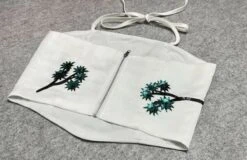 White Sequin Embellished Cropped Halter Top | Jennie - BlackPink -Amped Apparel Jennie BlackPink White Sequin Embellished Cropped Halter Top 6 600x389 1