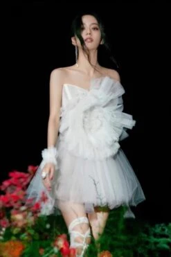 White Tulle Flower Embellished Dress | Jisoo - BlackPink -Amped Apparel Jisoo BlackPink White Tulle Flower Embellished Dress 1 1 600x900 1