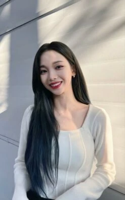 White Square Collar Knitter Top | Karina - Aespa -Amped Apparel Karina Aespa White Square Collar Knitter Sweater 1 600x962 1