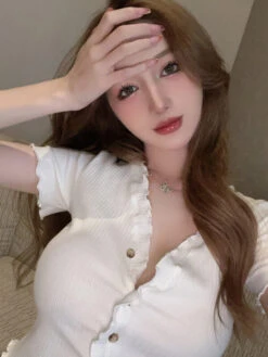 White Lettuce Knitted Buttoned Top | Lisa - BlackPink -Amped Apparel Lisa BlackPink White Lettuce Knitted Buttoned Top 4 600x800 1