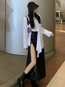 Amped Apparel 27 Amped Apparel -Amped Apparel Minnie Black Buckled High Slit Skirt 2 600x801 1