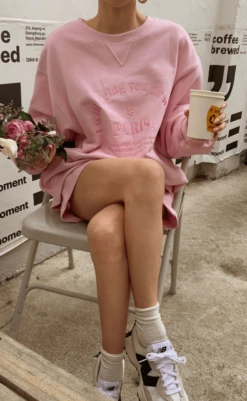 Yellow Letter Embroidered Loose Sweatshirt | Ningning - Aespa -Amped Apparel Ningning Aespa Yellow Letter Embroidered Loose Sweater 8