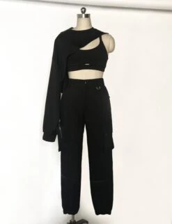 Black Half-Cut Sweatshirt | Rose - BlackPink -Amped Apparel Rose BlackPink Black Half Cut Sweatshirt 4 600x781 1