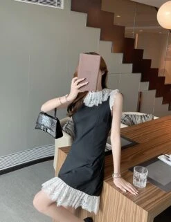 Black Lace-Trimmed Dress | Rose - BlackPink