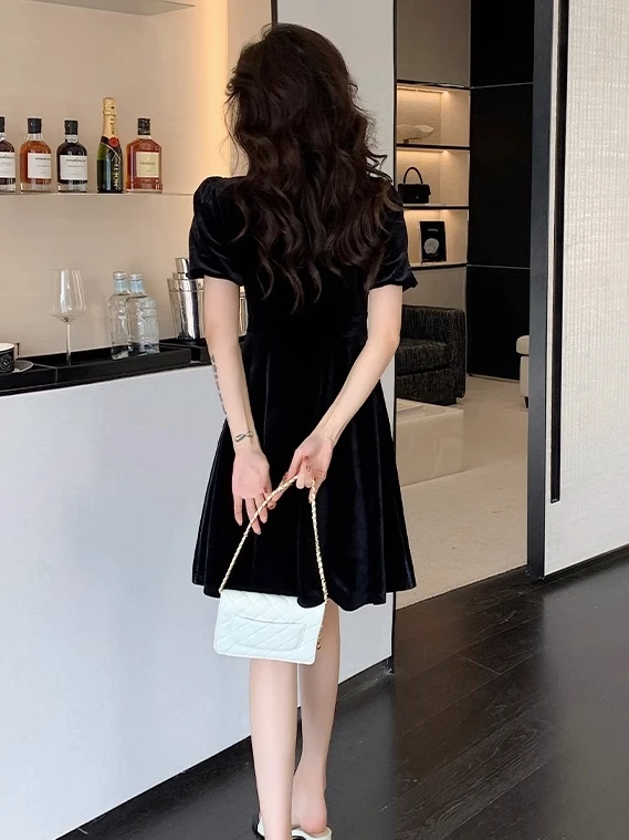 Black Pointed Collar Velvet Dress | Sana - Twice 9 Black Pointed Collar Velvet Dress | Sana - Twice - Image 7