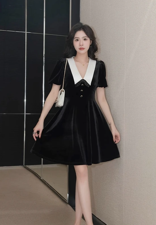 Black Pointed Collar Velvet Dress | Sana - Twice 7 Black Pointed Collar Velvet Dress | Sana - Twice - Image 5