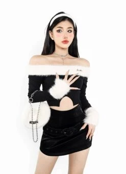 Black Long Sleeves Fur Crop Top | Solar - Mamamoo -Amped Apparel Solar Mamamoo Black Long Sleeves Fur Crop Top 7