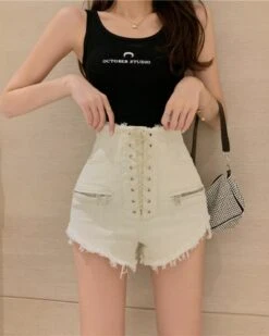 Black Lace-Up Zipper Shorts | Soyeon - (G)I-DLE 20 Black Lace-Up Zipper Shorts | Soyeon - (G)I-DLE -Amped Apparel Soyeon GI DLE Black Lace Up Zipper Shorts 6