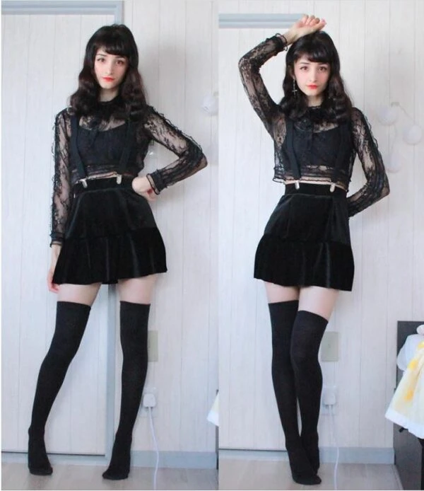 Black Top With Lace And Skirt Set | Jennie - Blackpink 4 Black Top With Lace And Skirt Set | Jennie - Blackpink - Image 2