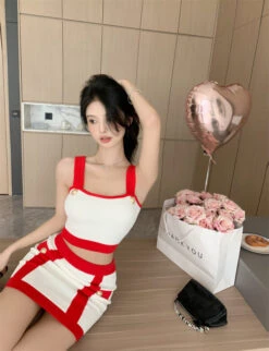 White And Red Cropped Top With Gold Buttons | Liz - IVE