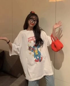 White Clown Print Oversized T-Shirt | Beomgyu - TXT 12 White Clown Print Oversized T-Shirt | Beomgyu - TXT -Amped Apparel White Clown Print Oversized T Shirt Beomgyu TXT 13 600x735 1
