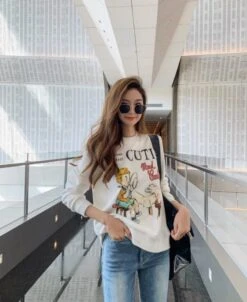 White Cutie Boy And Cat Print Sweatshirt | Jimin - BTS 15 White Cutie Boy And Cat Print Sweatshirt | Jimin - BTS -Amped Apparel White Cutie Boy And Cat Print Sweatshirt Jimin BTS 5 600x734 1