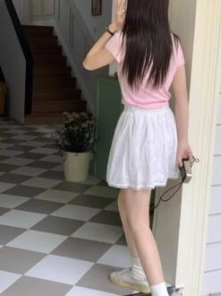 White Floral Pattern Lace Edge Skirt | Jisoo - BlackPink -Amped Apparel White Floral Pattern Lace Edge Skirt Jisoo BlackPink 20 5 600x802 1