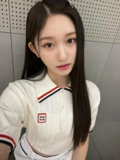 White Irregular Skort With Red And Black Linings | Leeseo - IVE -Amped Apparel White Irregular Skort With Red And Black Linings Leeseo IVE inspi 2 600x800 1