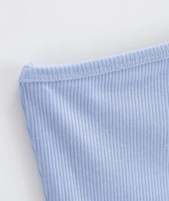 White One Shoulder Asymmetrical Edge Top | Chaewon - Le Sserafim -Amped Apparel White One Shoulder Asymmetrical Edge Top Chaewon Le Sserafim 6 600x711 1