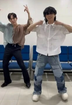 White Pearl-Collared Shirt | Bobby - IKON -Amped Apparel White Pearl Collared Shirt Bobby iKON inspi 2 600x879 1