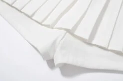 White Protruding Pleated Skorts | Haerin - NewJeans -Amped Apparel White Protruding Pleated Skorts Haerin NewJeans 2 600x399 1