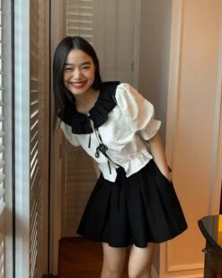 White Puff Sleeves Blouse With Black Collar | Wendy - Red Velvet -Amped Apparel White Puff Sleeves Blouse With Black Collar Wendy Red Velvet 6 600x750 1