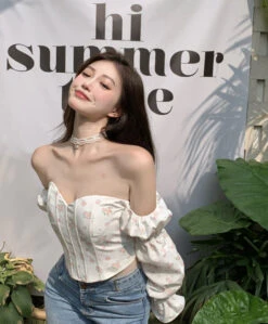 White Puffed Off-Shoulders Fishbone Top | Gahyeon - Dreamcatcher -Amped Apparel White Puffed Off Shoulders Fishbone Top Gahyeon Dreamcatcher 4 600x726 1