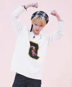 White Q Bear Sweatshirt | Felix - Stray Kids -Amped Apparel White Q Bear Sweatshirt Felix Stray Kids Idol 600x719 1