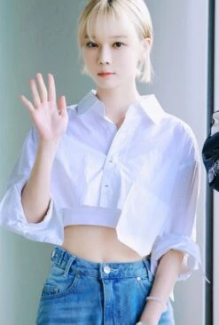 White Raw Hem Pocket Shirt | Winter - Aespa -Amped Apparel Winter Aespa White Raw Hem Pocket Shirt 1 600x890 1