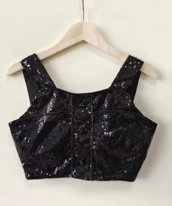 Black Shiny Crop Top | Wonyoung - IVE 3 Black Shiny Crop Top | Wonyoung - IVE