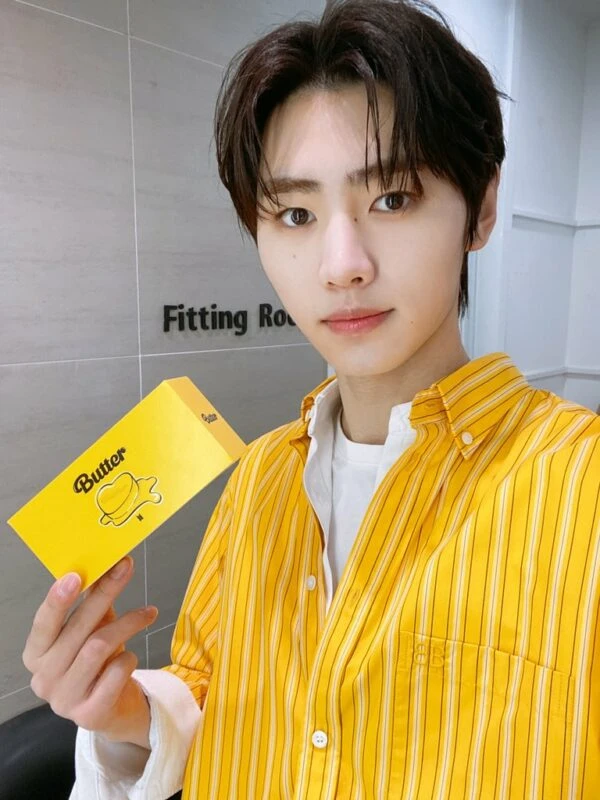 Yellow Striped Oversized Shirt | Sunghoon - Enhypen 10 Yellow Striped Oversized Shirt | Sunghoon - Enhypen - Image 8