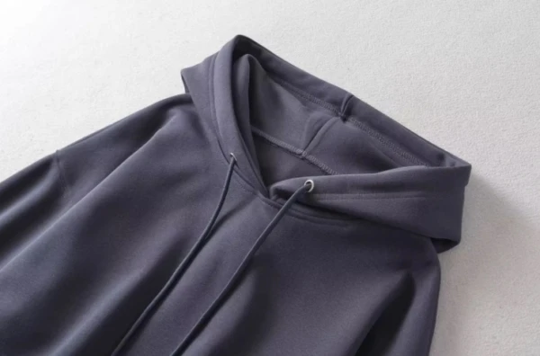 Grey Cropped Drawstring Hoodie | Yeonjun - TXT 4 Grey Cropped Drawstring Hoodie | Yeonjun - TXT - Image 2