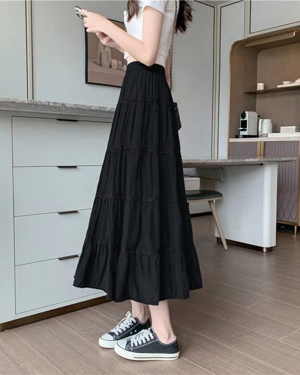 Black Flowy Long Skirt | Yeri - Red Velvet 8 Black Flowy Long Skirt | Yeri - Red Velvet - Image 6